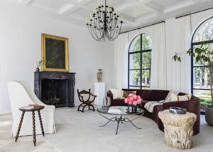 Mixing Old and New Design for Home Decore