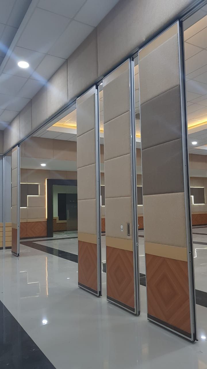 Professional Bison Board Partition